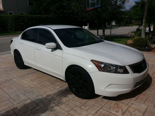 Custom 2009 honda accord ex-l sedan 4-door 2.4l