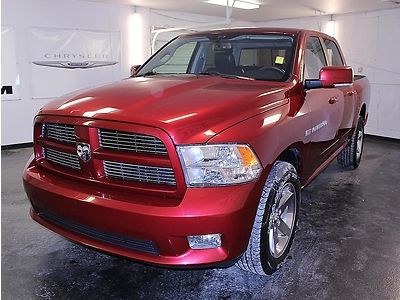 Sport 4x4 hemi leather sunroof mp3 sirius xm uconnect camera alloy wheels power