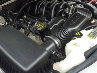 Limited SUV 4.6L CD 7 Speakers AM/FM radio Audiophile AM/FM In-Dash 6-CD/MP3, image 41