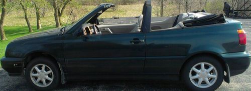 1996 volkswagen cabrio base convertible 2-door 2.0l