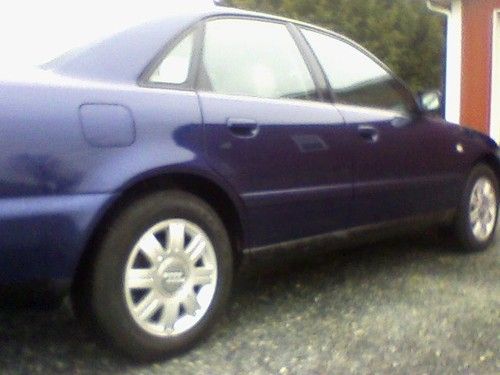 2001 audi a4 quattro base sedan 4-door 1.8l