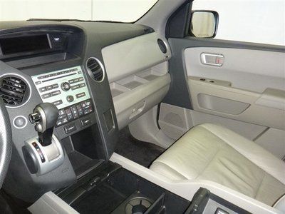 4X4 ONE OWNER CLEAR CARFAX LEATHER SUNROOF 3RD ROW WELL EQUIPPED, image 21