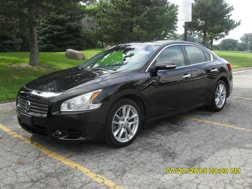 2011 nissan maxima s sedan panoramic 20 k mile fully loaded black on black