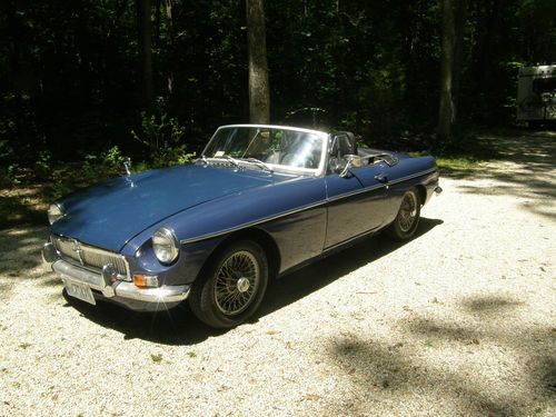 1969 MGB, image 2