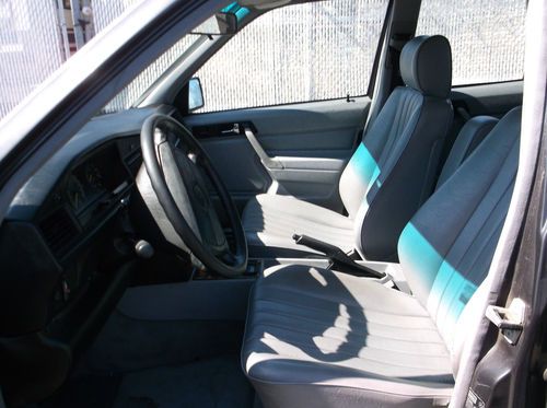 1991 Mercedes 190E, NO RESERVE, image 4