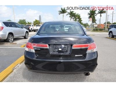 SE 2.4L CD Heated Front Bucket Seats Leather-Trimmed Seat Trim No Reserve, image 7