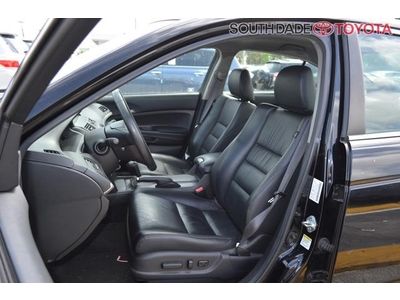 SE 2.4L CD Heated Front Bucket Seats Leather-Trimmed Seat Trim No Reserve, image 12