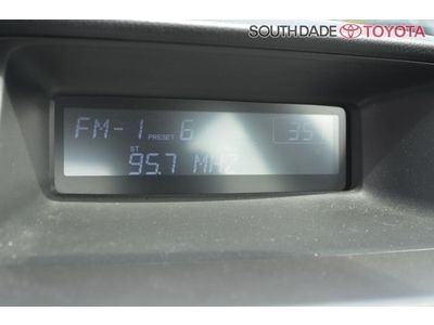 SE 2.4L CD Heated Front Bucket Seats Leather-Trimmed Seat Trim No Reserve, image 18