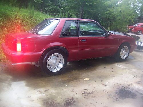 1993 ford mustang lx sedan 2-door 5.0l