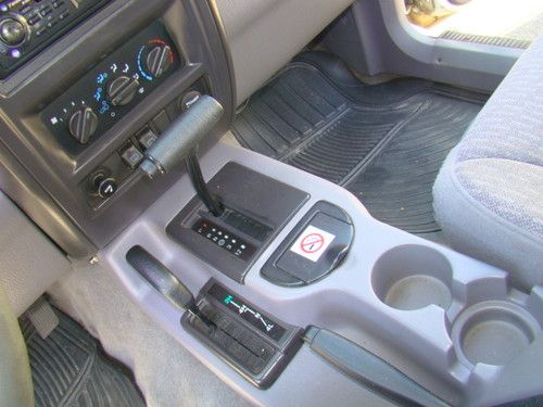 1998 Jeep Cherokee SE 4-Door 4WD SUV, image 15