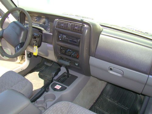 1998 Jeep Cherokee SE 4-Door 4WD SUV, image 16