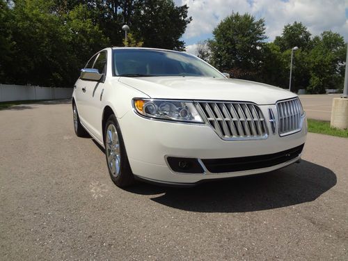 2011 lincoln mkz base sedan 4-door 3.5l