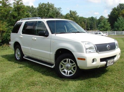 Mercury mountaineer - premiere  2004 gorgeous!! 6 cds, entertaiment center