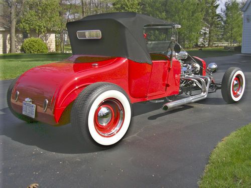 1927 ford-t roadster hot rod, red, excellent condition, removable top