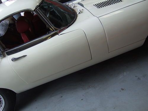 1969 Jaguar E-Type XKE Roadster 48k Miles Hard Top, California Black Plate Car, image 9