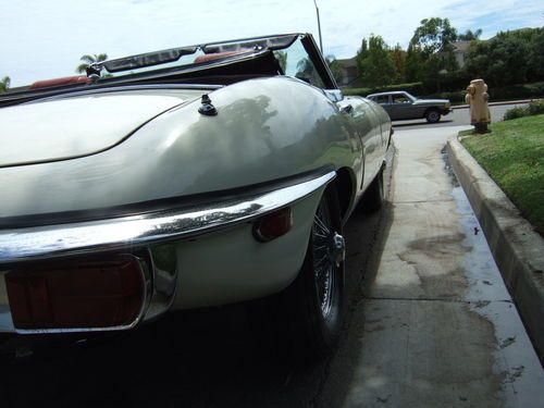 1969 Jaguar E-Type XKE Roadster 48k Miles Hard Top, California Black Plate Car, image 16