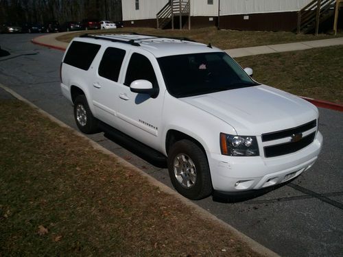 2007 chevrolet suburban 1500 lt. leather, 4x4, dvd, gm warranty, low miles