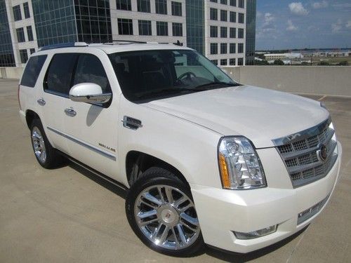 2010 cadillac escalade platinum dvd's - nav- sunroof- power boards