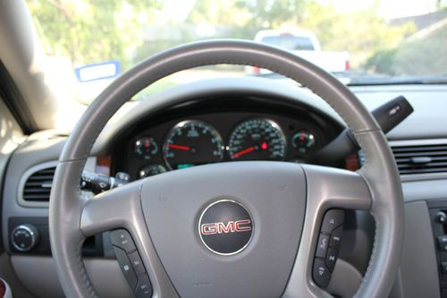 2013 GMC Yukon XL 1500 SLT 29,500 miles, image 4