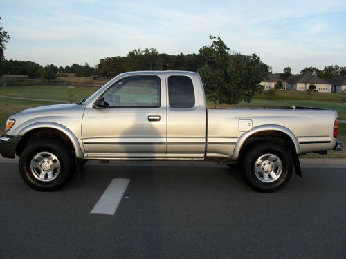 2000 toyota tacoma xtracab prerunner v6