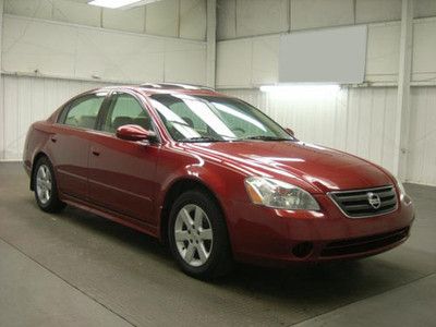 2004 nissan altima base sedan 4-door 2.5l