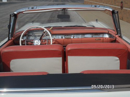 1959 Ford Fairlane 500 5.8L, image 16