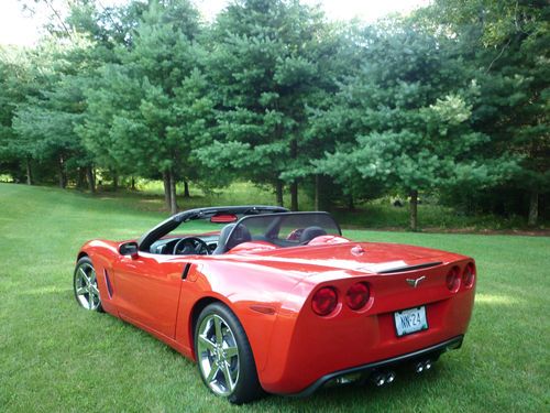 2005 red chevrolet corvette convertible, pristine condition, low milage!