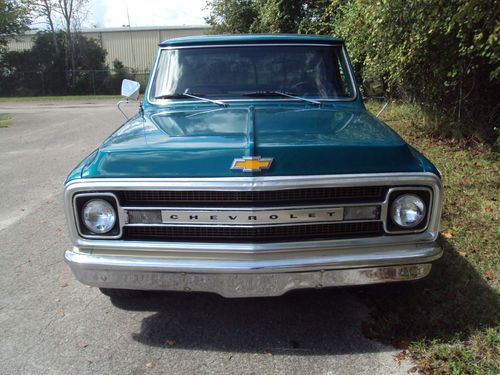 69 Chevy C10 Rare CST Model Factory Air, Bucket Seats, Console, Tach, Posi!, image 8