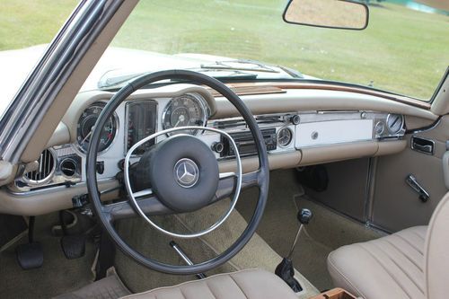 1971 Mercedes Benz 280SL Roadster/Manual Gear Box, image 11