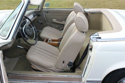 1971 Mercedes Benz 280SL Roadster/Manual Gear Box, image 16