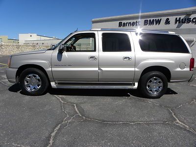 Pre-owned, excellent condition