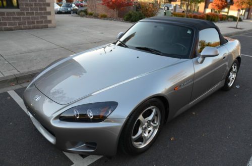 2003 honda s2000 2.0l 4cyl 6speed, 59k miles 78 pictures in like new condition