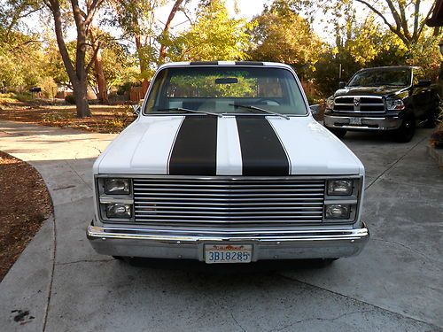 1984 chevy stepside v8 small block