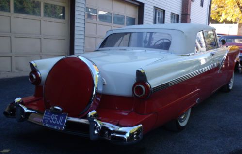 *MINT* 1956 Ford Fairlane Sunliner Convertable Coupe with Continental Kit, image 6