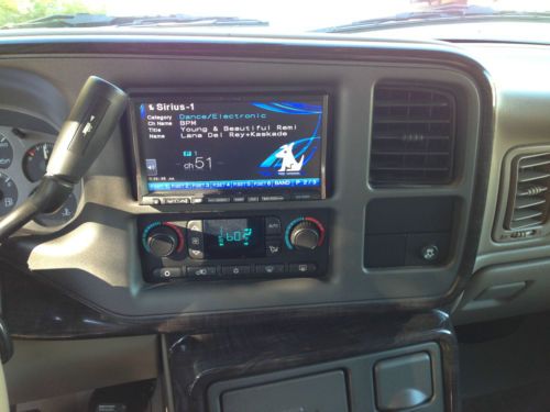 2004 GMC Yukon Denali, image 7