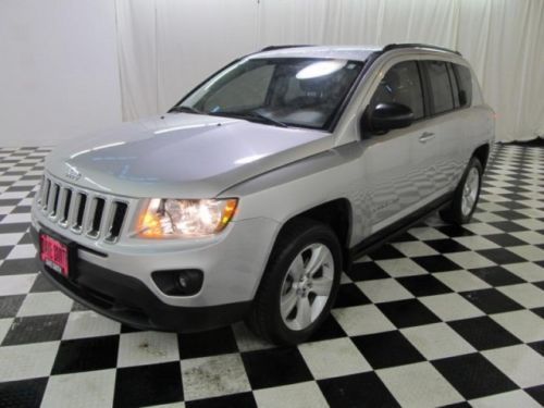 2011 4x4, tint, cd/mp3 player, cloth. we finance 866-428-9374