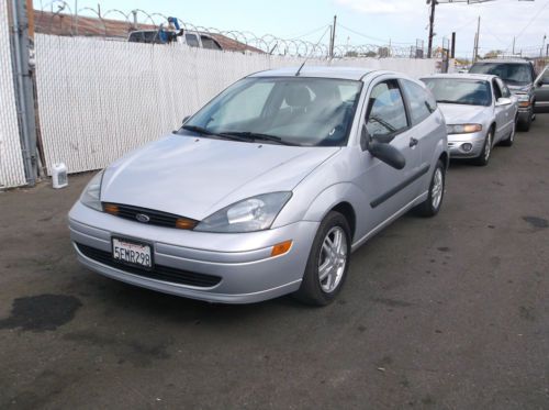 2003 ford focus, no reserve