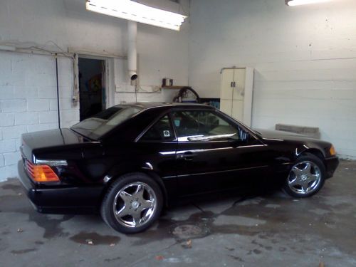 1991 Mercedes-Benz 300SL Base Convertible 2-Door 3.0L, image 2