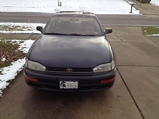 1994 toyota camry le sedan 4-door 2.2l