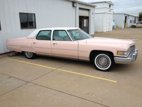 1976 cadilac fleetwood