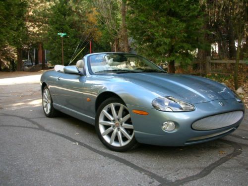 2005 jaguar xk8 convertible 2-door 4.2l