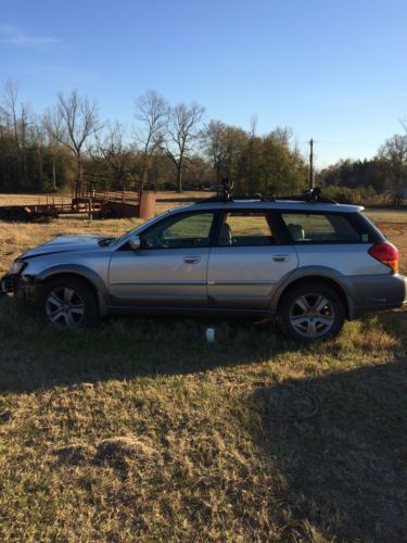 2006 subaru outback r l.l. bean edition wrecked parts car