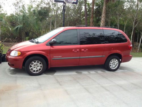 2001 dodge grand caravan sport minivan dual a/c, runs great!