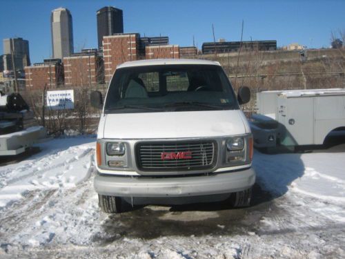 2000 gmc 3500 cargo van