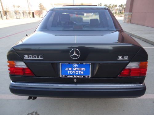 1993 Mercedes-Benz 300E 1OWNER 99K ORIGINAL PAINT!!!, image 2