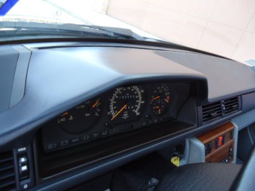 1993 Mercedes-Benz 300E 1OWNER 99K ORIGINAL PAINT!!!, image 46