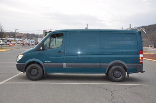 07 dodge sprinter 2500 high top 144 wb standard cargovan 3-door 3.0l no reservr