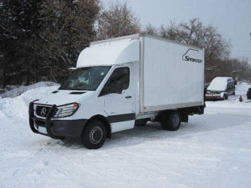 2012 sprinter 3500 drw box van w/ liftgate only 5k turbo diesel