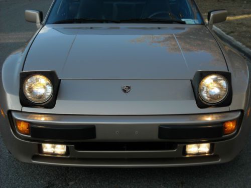 Porsche 944-s