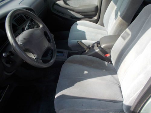 1995 Toyota Camry, NO RESERVE, image 3